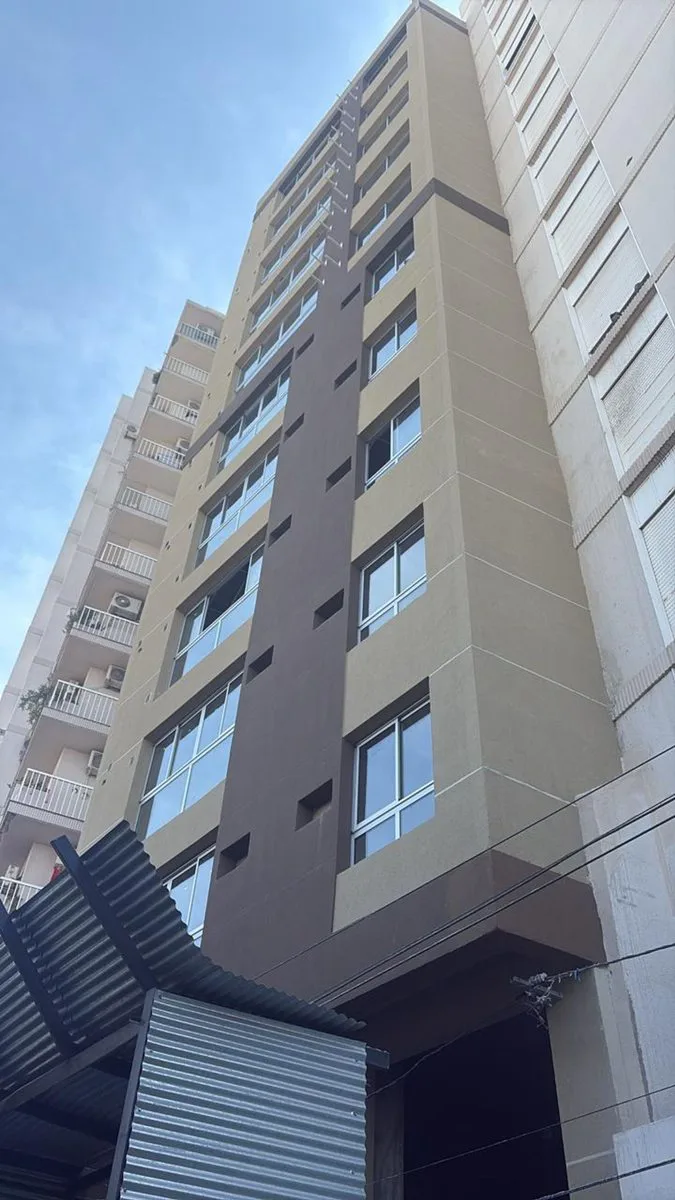 VENTA DPTOS 1 DORMITORIO-ALSINA 512 ESQ. ALEM !! foto 2