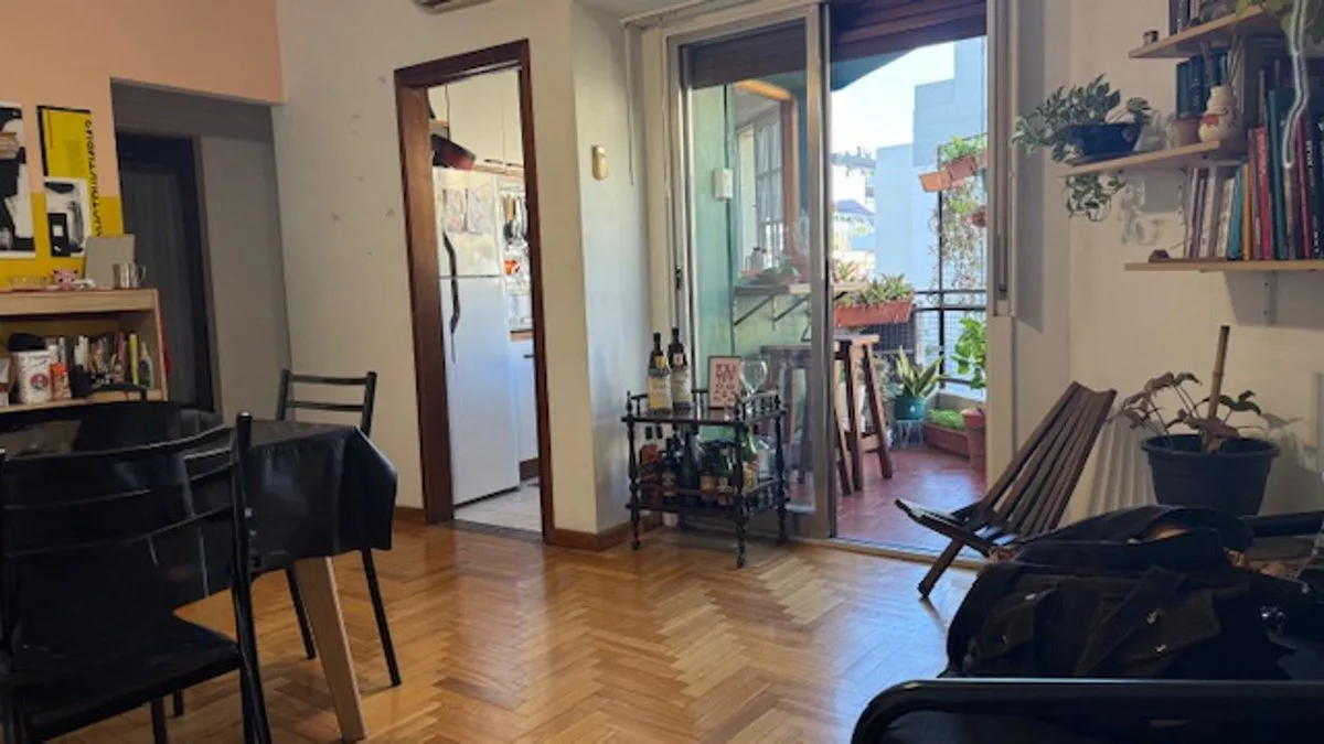 Dpto Venta 3 Ambientes Belgrano c/ Balcon Frente foto 3