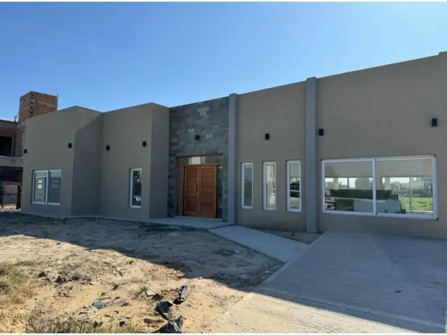 CASA EN LA ALAMEDA , Financia hasta 40%