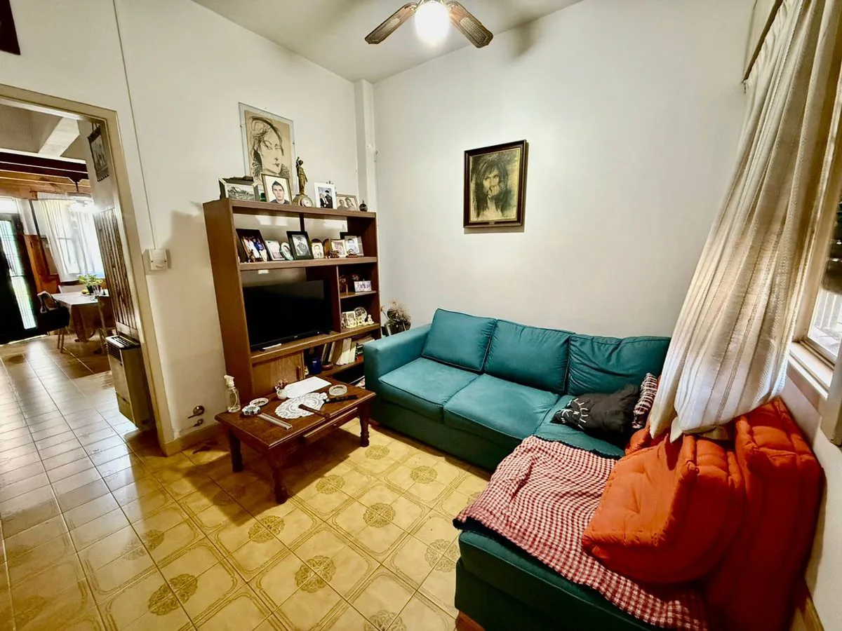 VENTA CASA 6 AMBIENTES CON PATIO - VILLA MAIPU foto 3