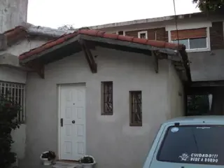 Casa en Venta en Villa Luzuriaga, La Matanza, Buenos Aires foto 1