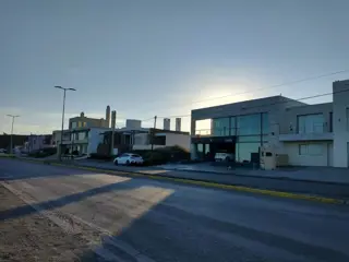 SE VENDE LOTE EN BALNEARIO EL CONDOR foto 3