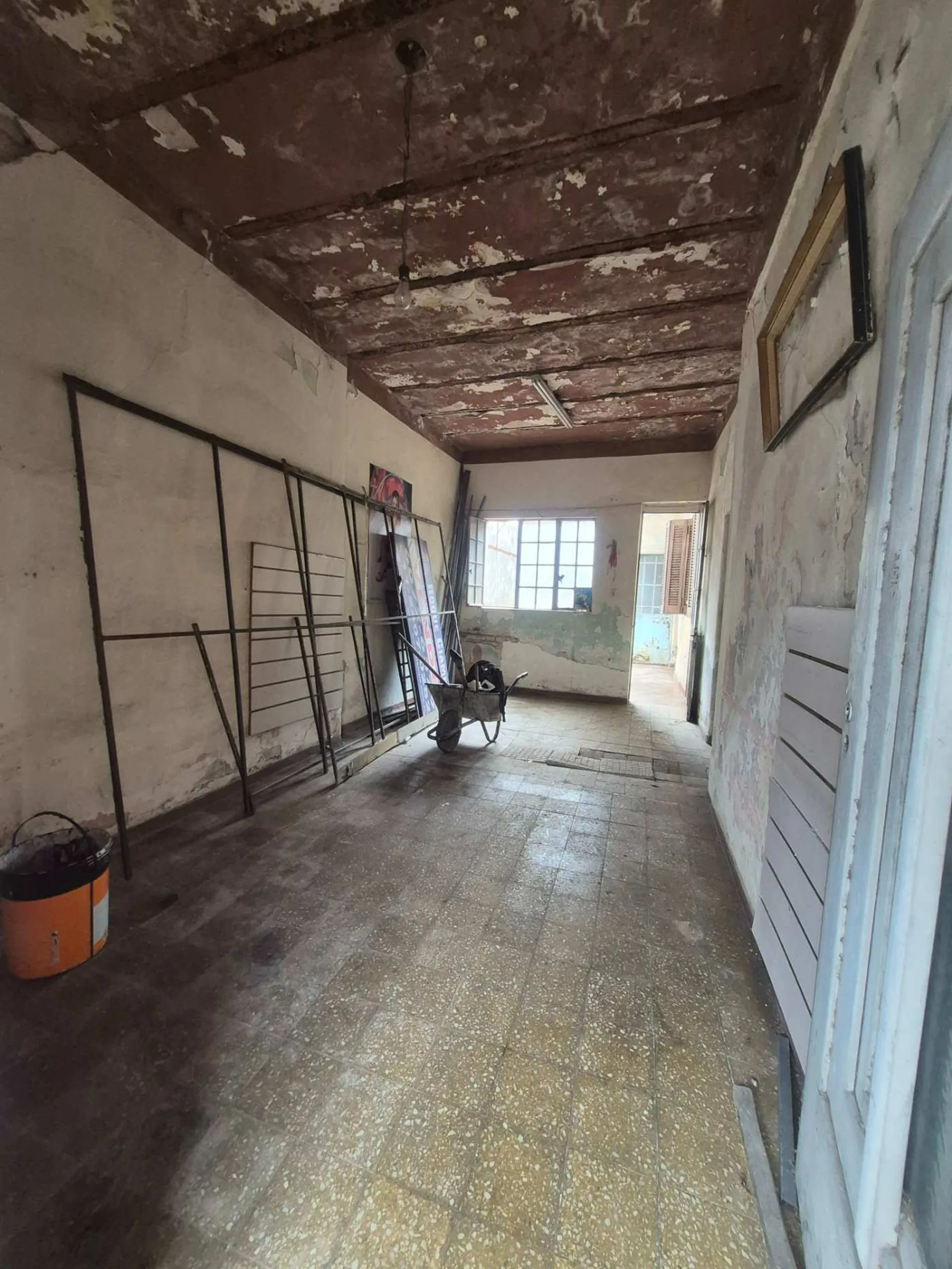 VENTA CASA 4 AMB CON GALPÓN VILLA LUGANO foto 2