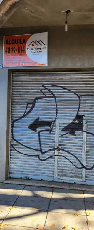 Local comercial con baño. foto 5