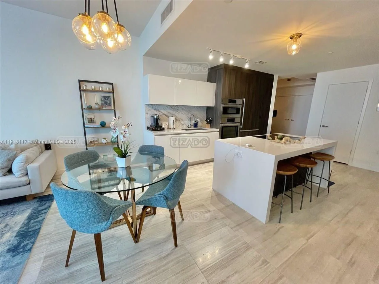 851 NE 1 st Ave #2605 800 foto 2