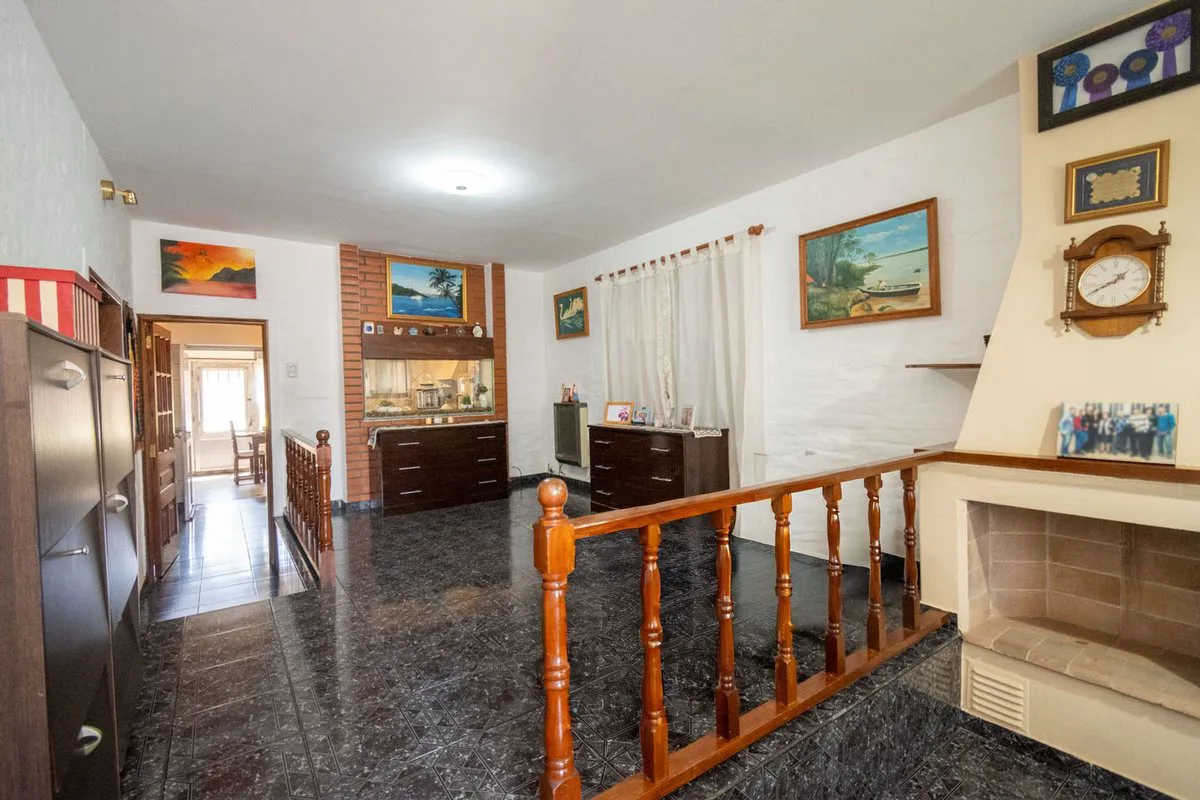 Casa en Barrio Bernardino Rivadavia, zona norte foto 3