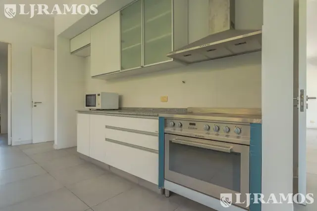 Casa en alquiler en LOS SAUCES - NORDELTA