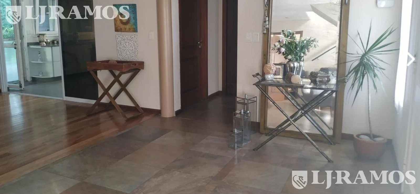 Hermosa Casa en Venta en Septiembre con piscina- Impecable estado PG foto 3
