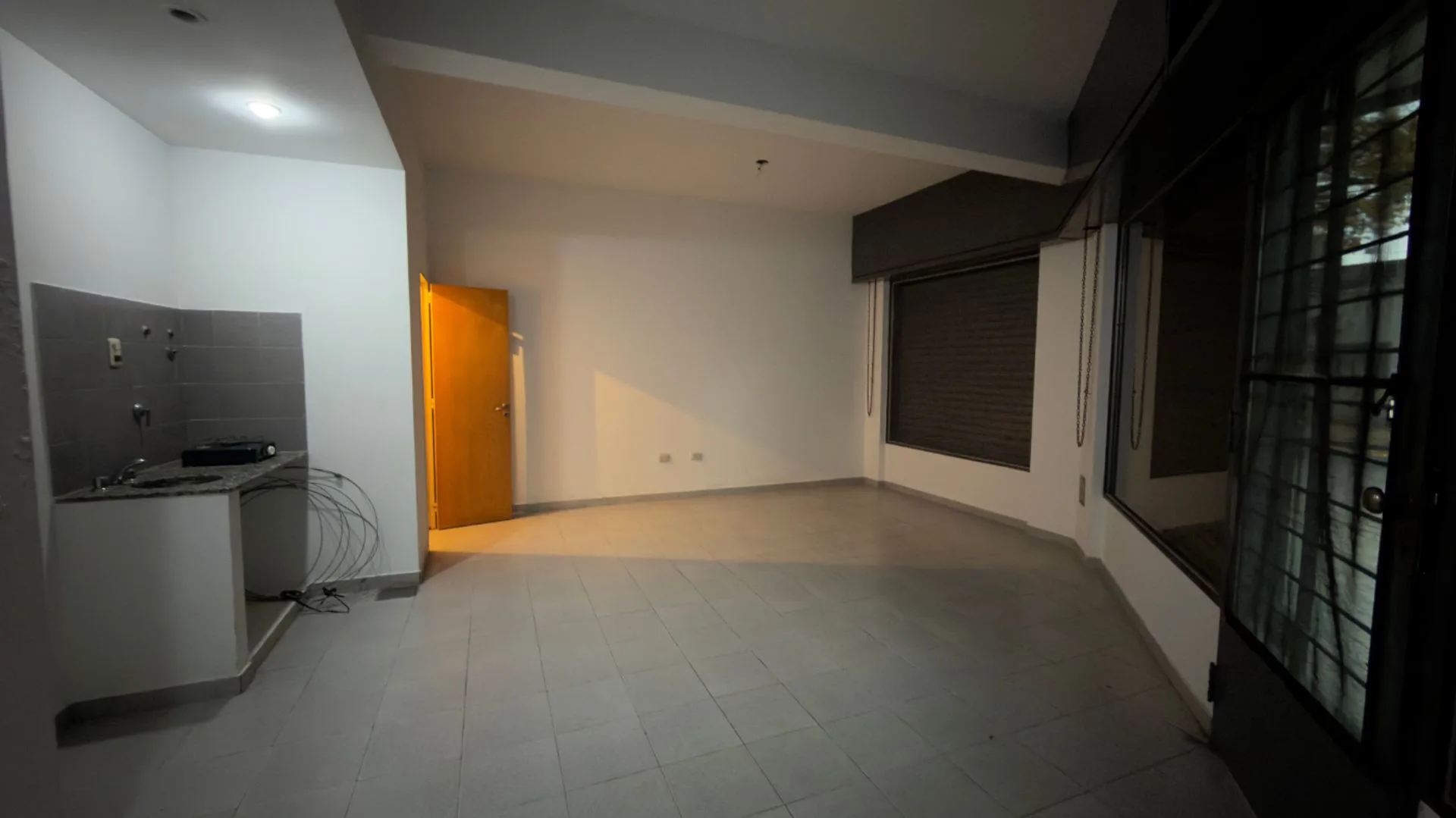 IDEAL INVERSOR | LOCAL COMERCIAL ESPAÑA Y HOSP foto 4