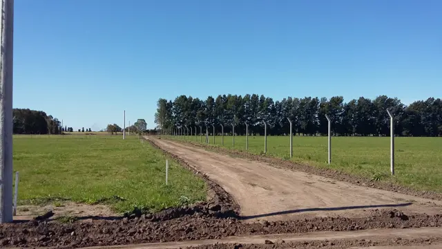 TERRENO EN VENTA - BARRIO CERRADO TIERRAS DE FE - ACCESO A BARADERO -BS AS