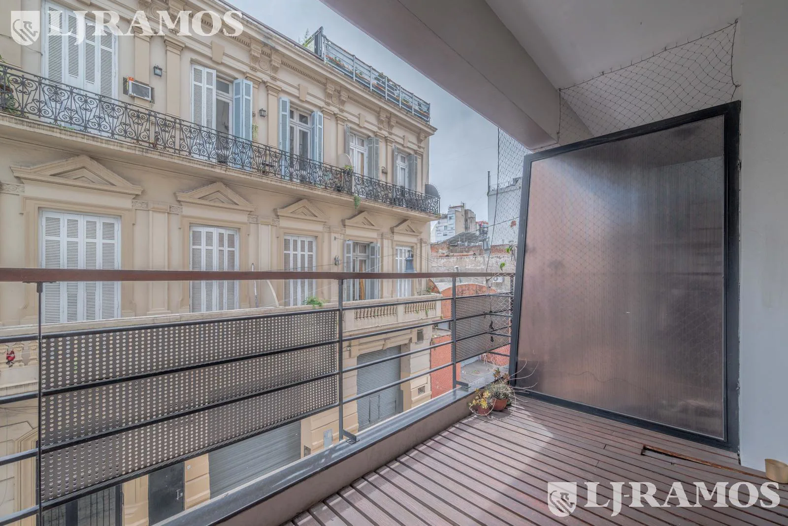 mexico y Perú. Monomabiente con balcón,  residencial o apto Airbnb. foto 5
