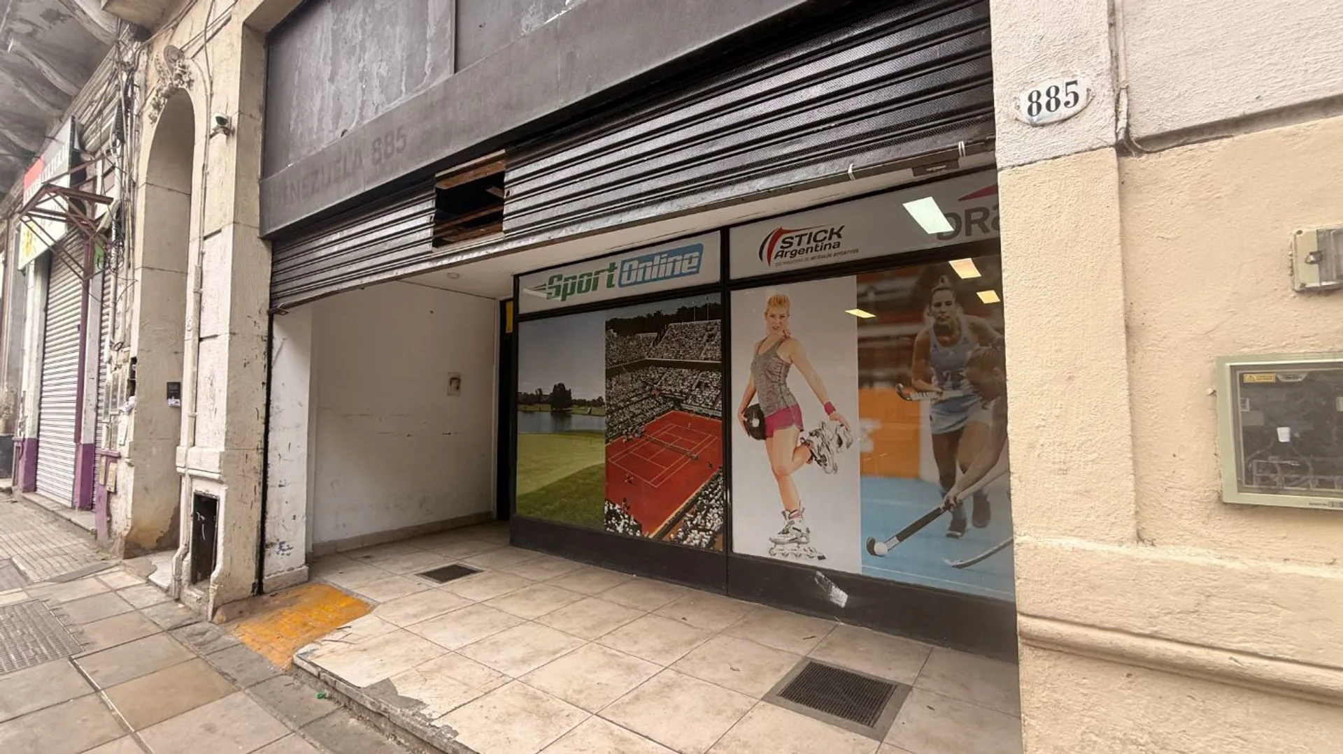 VENTA LOCAL COMERCIAL MONSERRAT foto 4