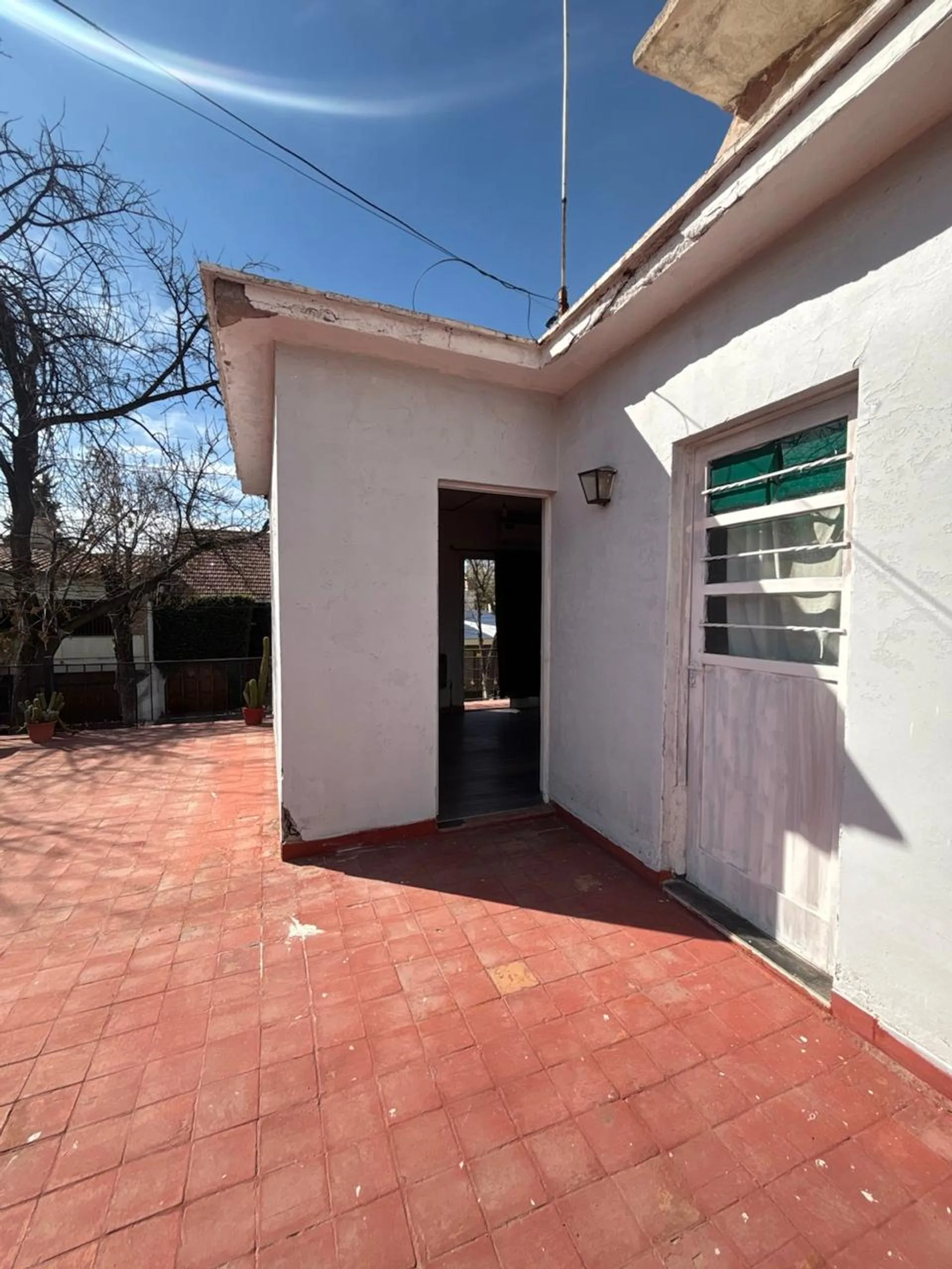 VENTA CASA + 2 DEPTOS PILETA GODOY CRUZ BOMBAL SUR foto 4