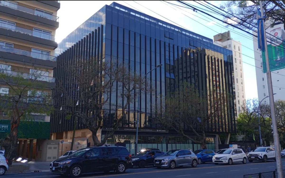 OFICINA PREMIUM EN ALQUILER EDIFICIO LUMIERE foto 2