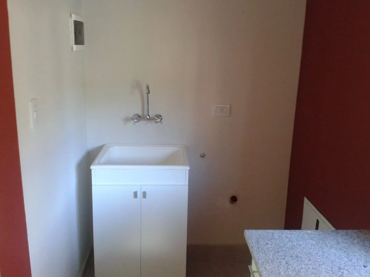 EQUIPO RE/REMAX VENDE DEPARTAMENTO 2 DORMITORIOS foto 4