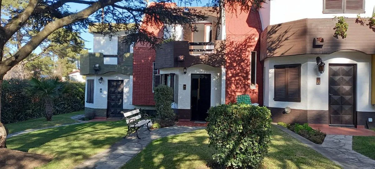 Departamento tipo PH en VENTA en Villa Gesell foto 4