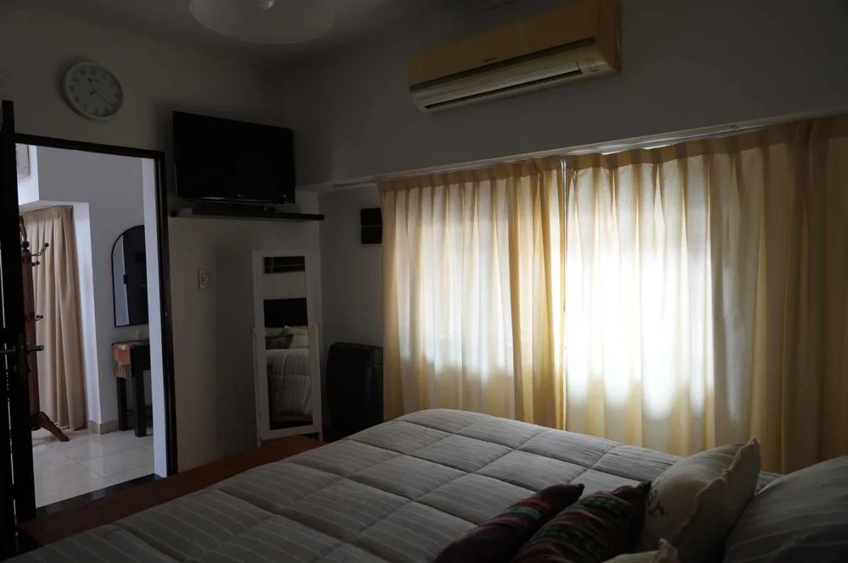 VENTA CASA  SAAVEDRA 4 AMB  2 COCHERAS Y TERRAZA foto 3