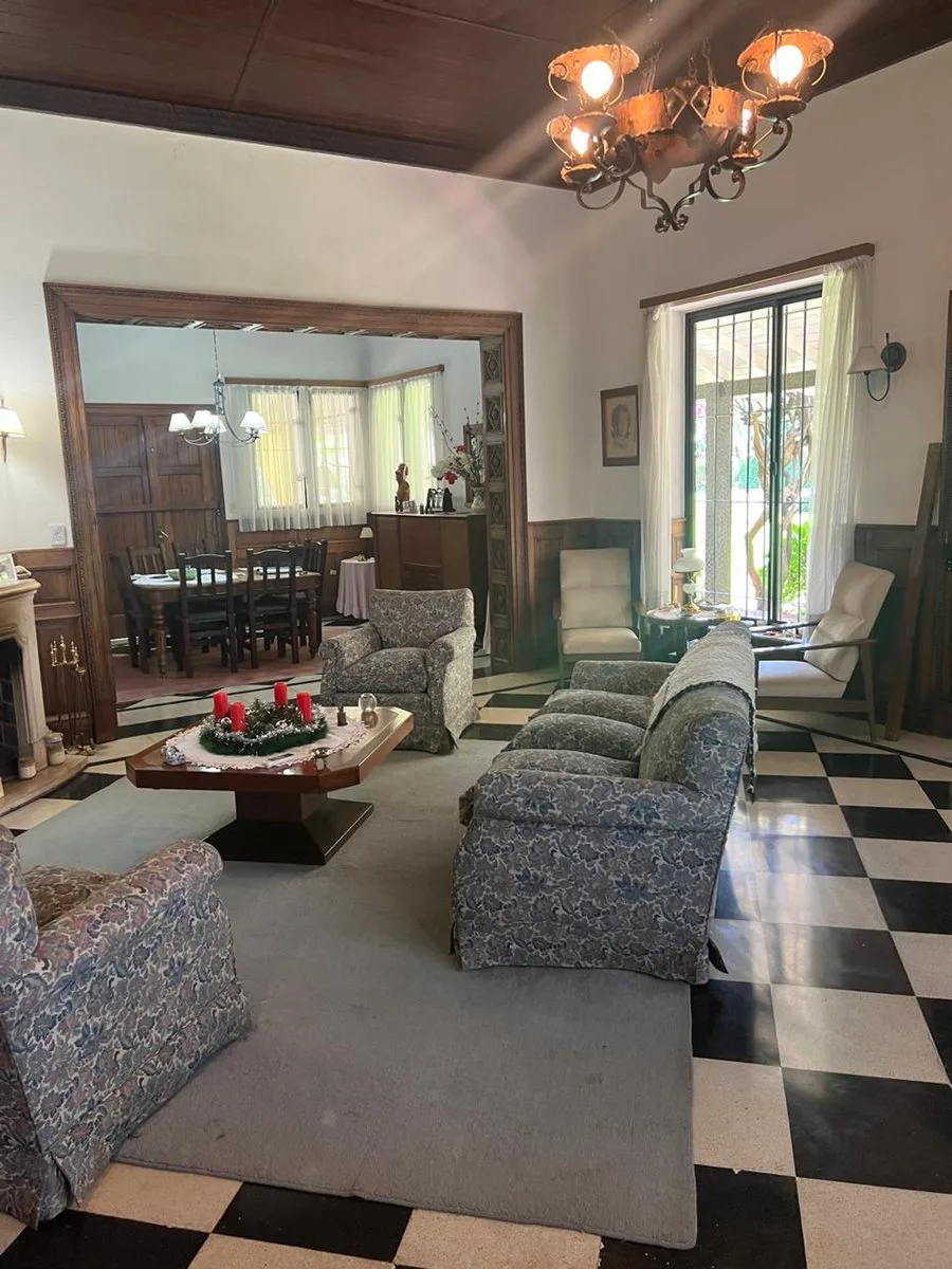 CASA VENTA 4 DORM DON TORCUATO C PILETA 2700 MTS2 foto 4