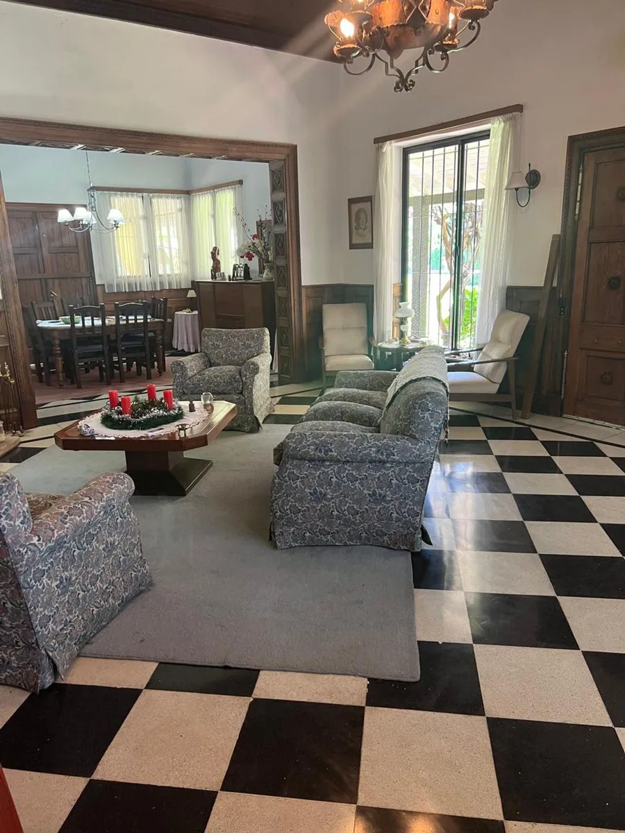 CASA VENTA 4 DORM DON TORCUATO C PILETA 2700 MTS2 foto 5