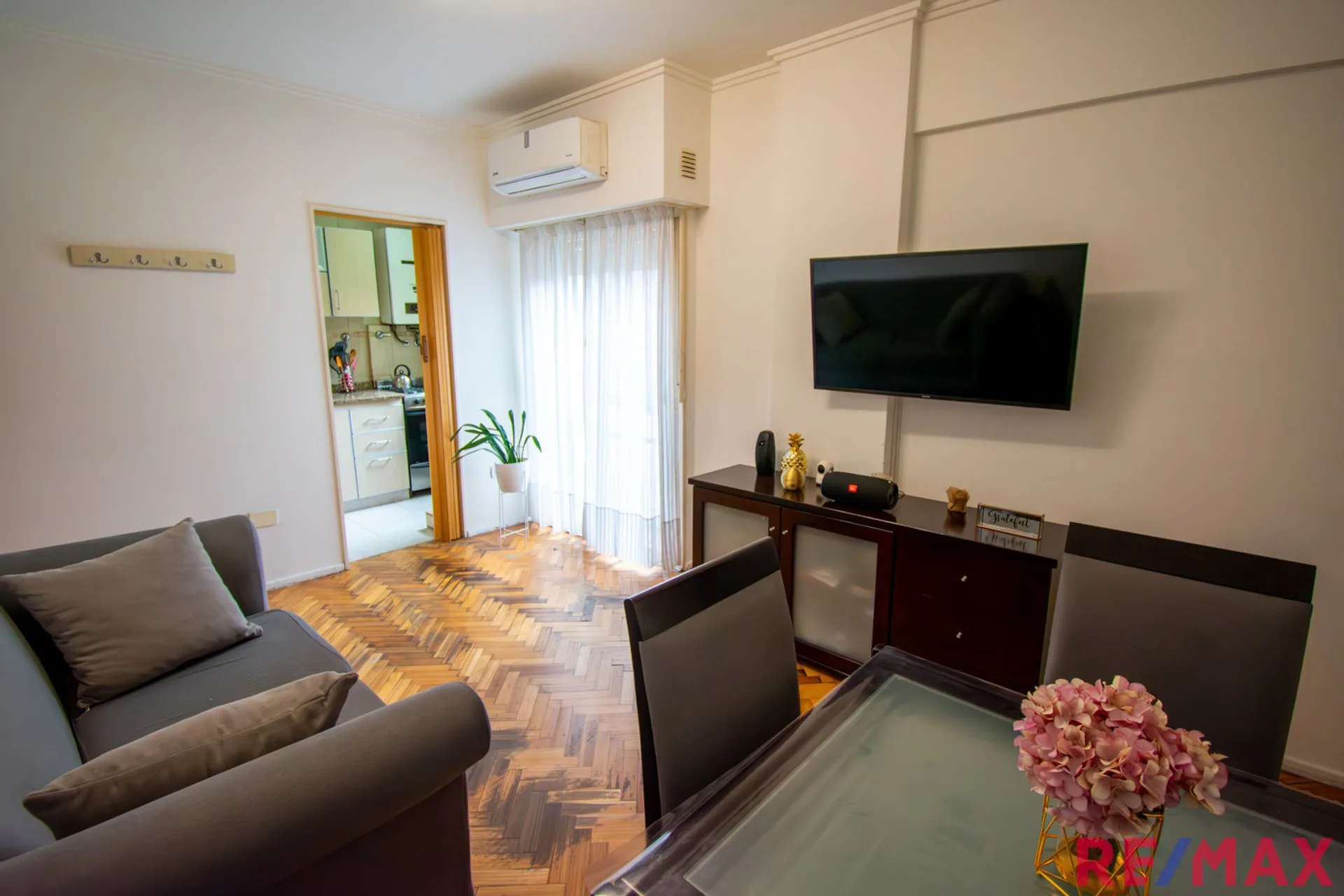 VENTA DEPTO.2 AMB C/BALCON F. APTO CRED- CABALLITO foto 3