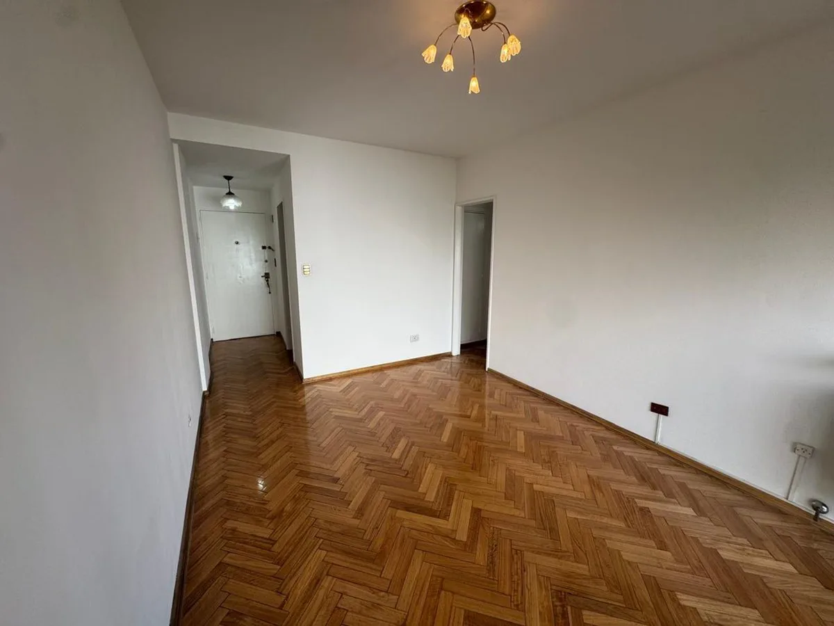 DEPARTAMENTO EN VENTA BOEDO 2 AMBIENTES BALCON foto 4