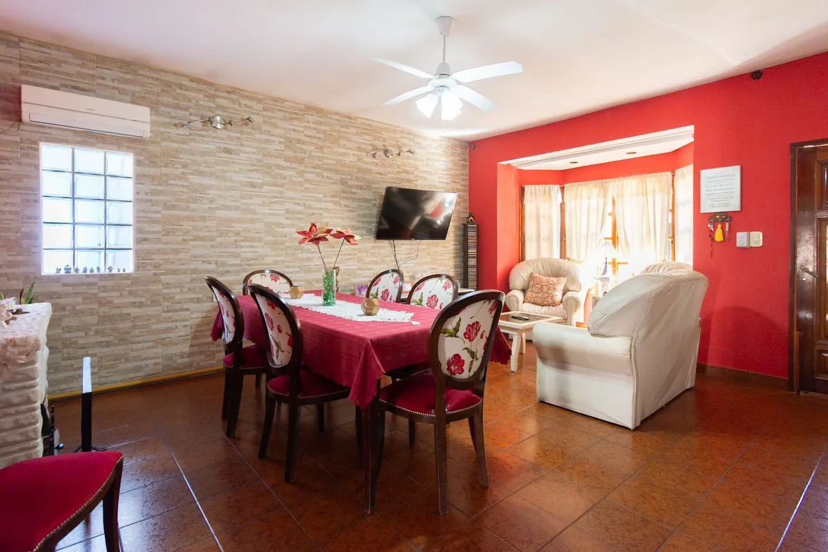 VENTA CASA CUATRO AMBIENTES CASTELAR QUINCHO foto 5