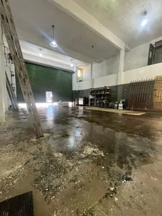 ALQUILER GALPON - A METROS DE AVENIDA CROVARA - ZONA INDUSTRIAL foto 5