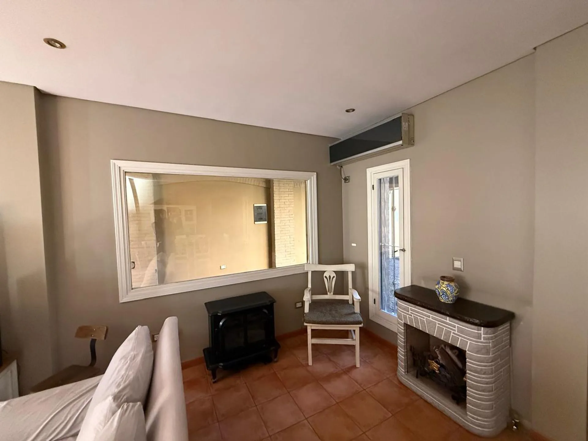VENTA CASA CON COCHERA TABLADA foto 4