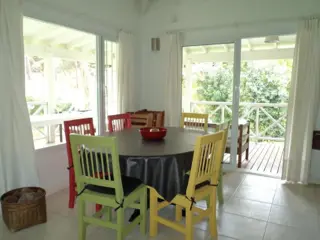 MODERNA CASA EN VENTA EN EXCLUSIVA ZONA - PINAMAR NORTE foto 5