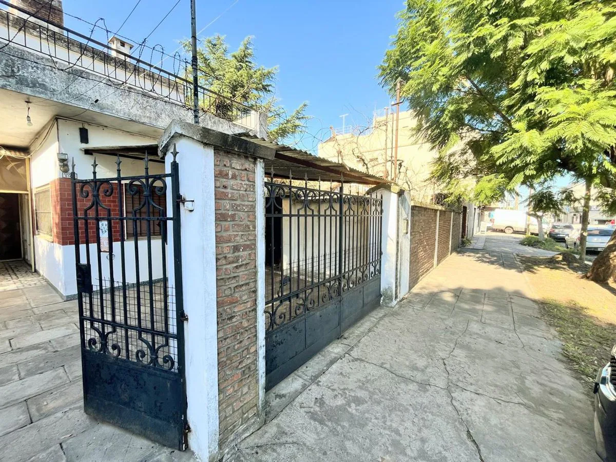 GRAN LOTE C/CASA 6 AMB VENTA LAFERRERE INVERSIÓN ! foto 2