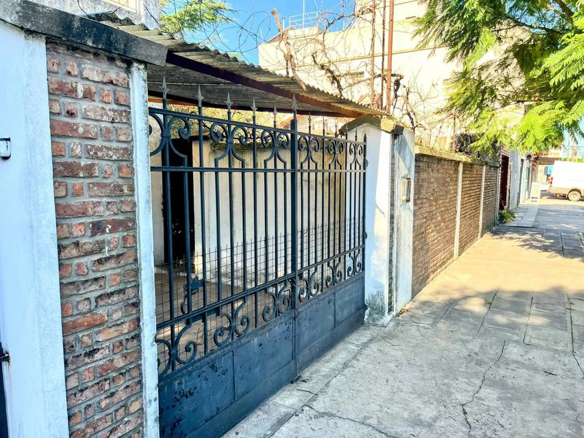 GRAN LOTE C/CASA 6 AMB VENTA LAFERRERE INVERSIÓN ! foto 3