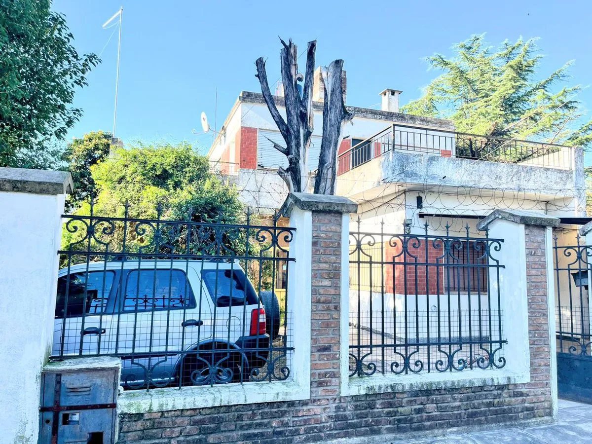 GRAN LOTE C/CASA 6 AMB VENTA LAFERRERE INVERSIÓN ! foto 4