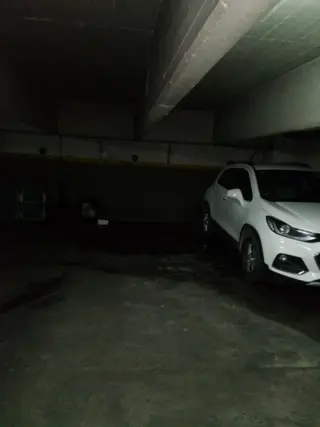 VENTA JURAMENTO 3173 Excelente Cochera Fija En Edificio De Categoría Con Cámaras U$S32000 foto 2