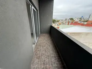 DEPTO MONOAMBIENTE EN VENTA, EXCELENTE UBICACION! foto 3
