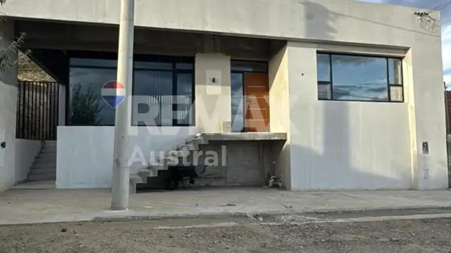 CASA 3 DORMITORIOS COMODORO RIVADAVIA ZONA SUR