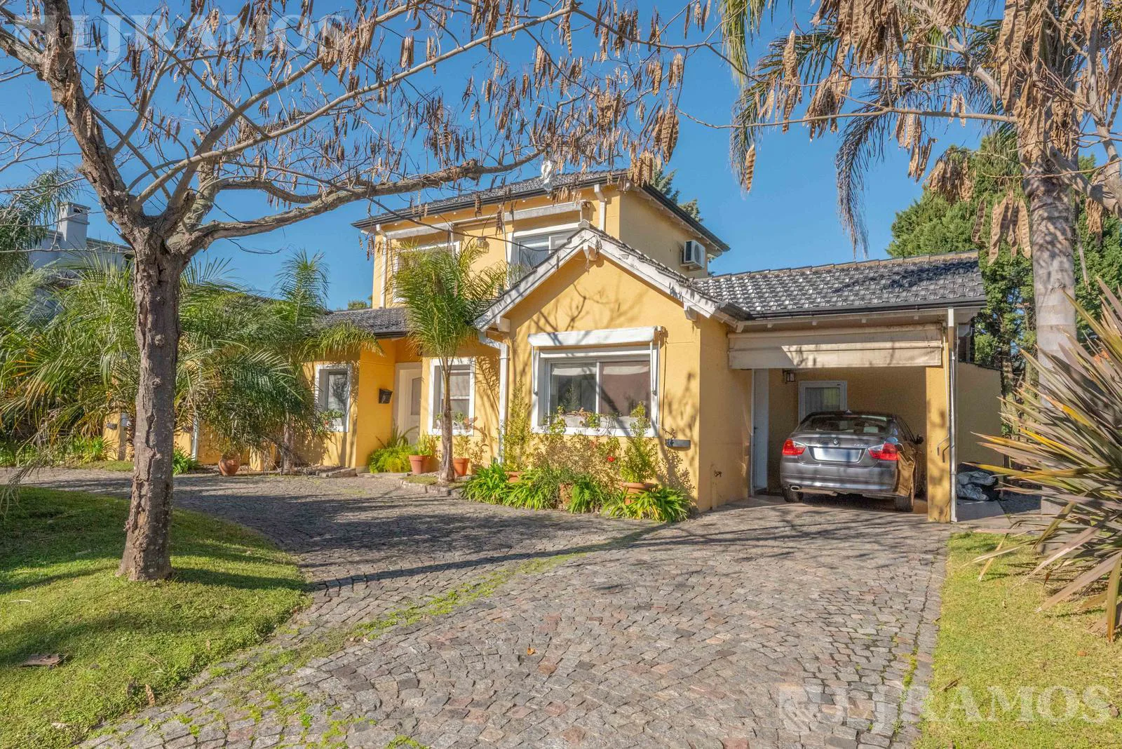 Casa con 3 dormitorios en venta en LAS GLORIETAS - NORDELTA foto 3