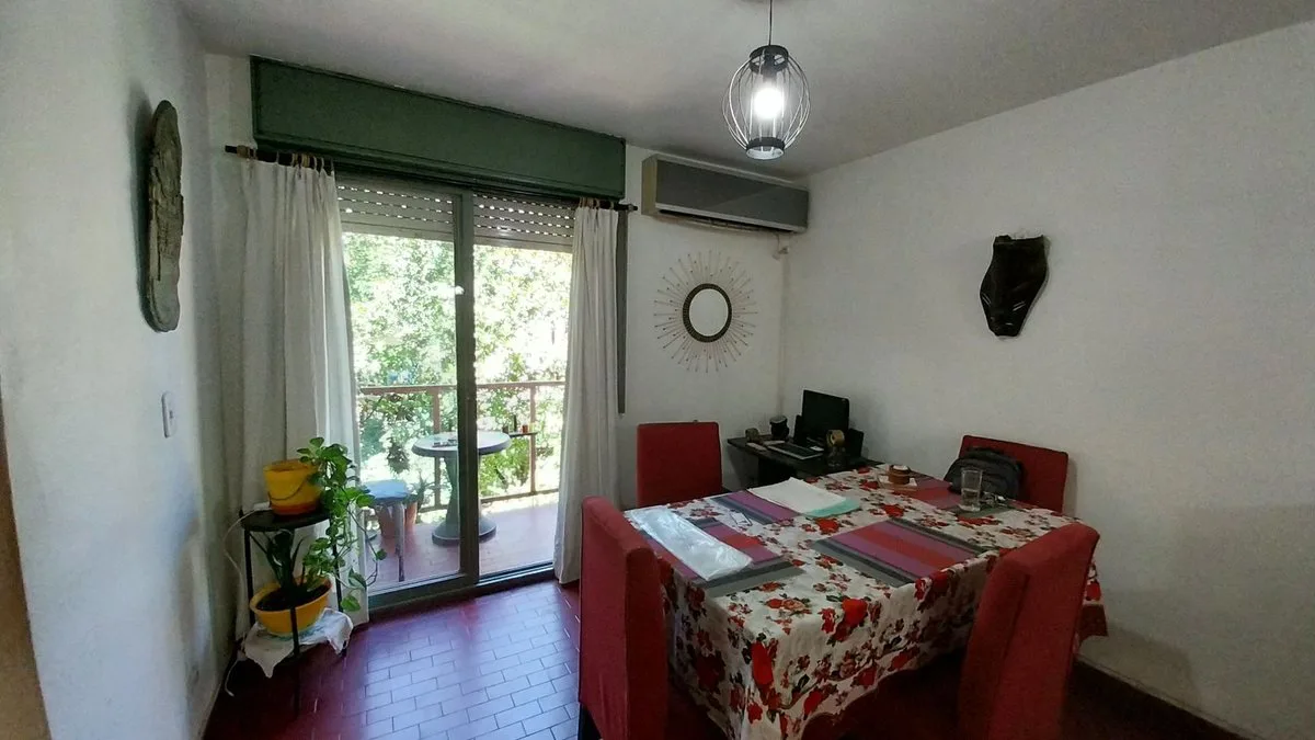 VENTA DEPARTAMENTO 5 AMBIENTES GARÍN C/ BALCÓN foto 2
