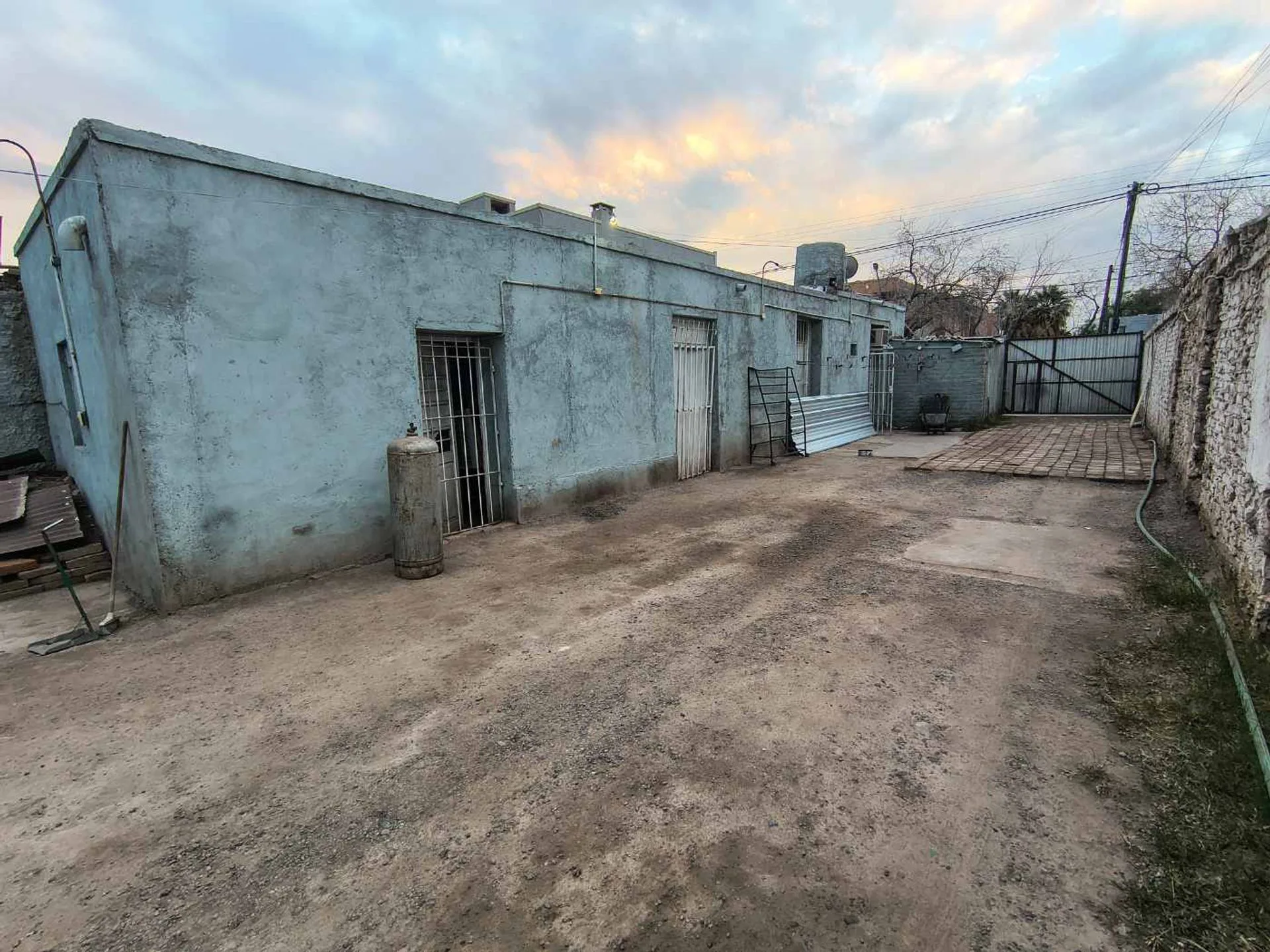 VENTA TERRENO DE 848 M2. TRINIDAD, CAPITAL foto 3