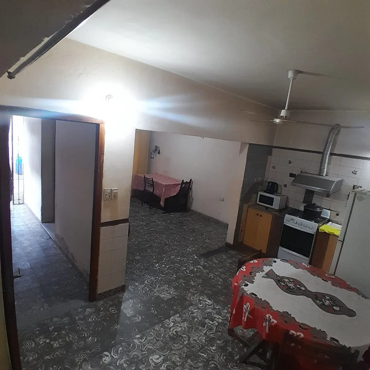 SE VENDE CASA A MTS DE AV PTE CASTILLO. PERMUTA ! foto 3