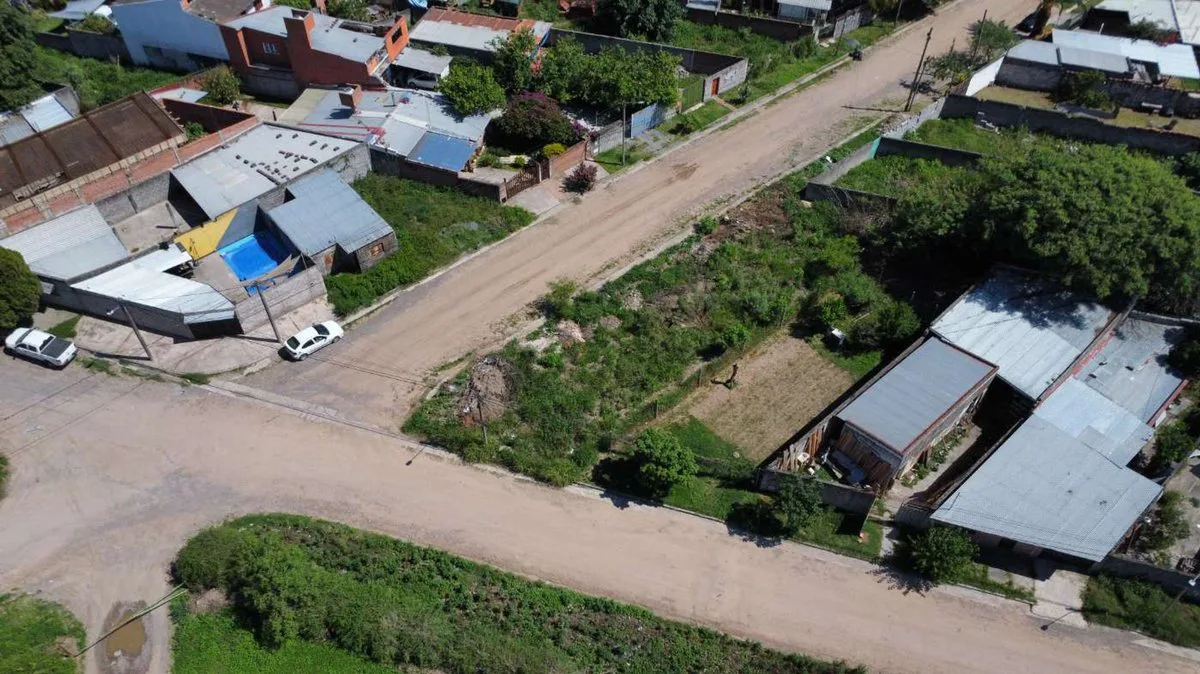 VENTA TERRENO ESQUINA 202,84 M2 EL ARENAL foto 5