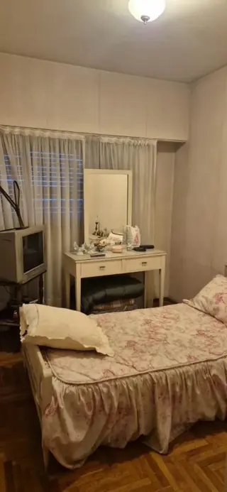 Venta Depto 4 ambientes Versailles foto 5