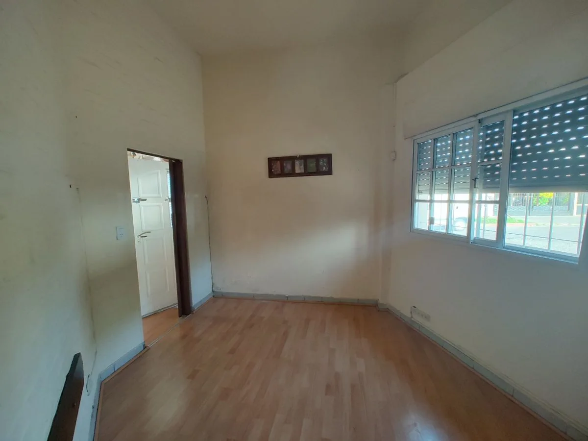 VENTA PH 2 AMBIENTES, MORON APTO CREDITO! foto 3
