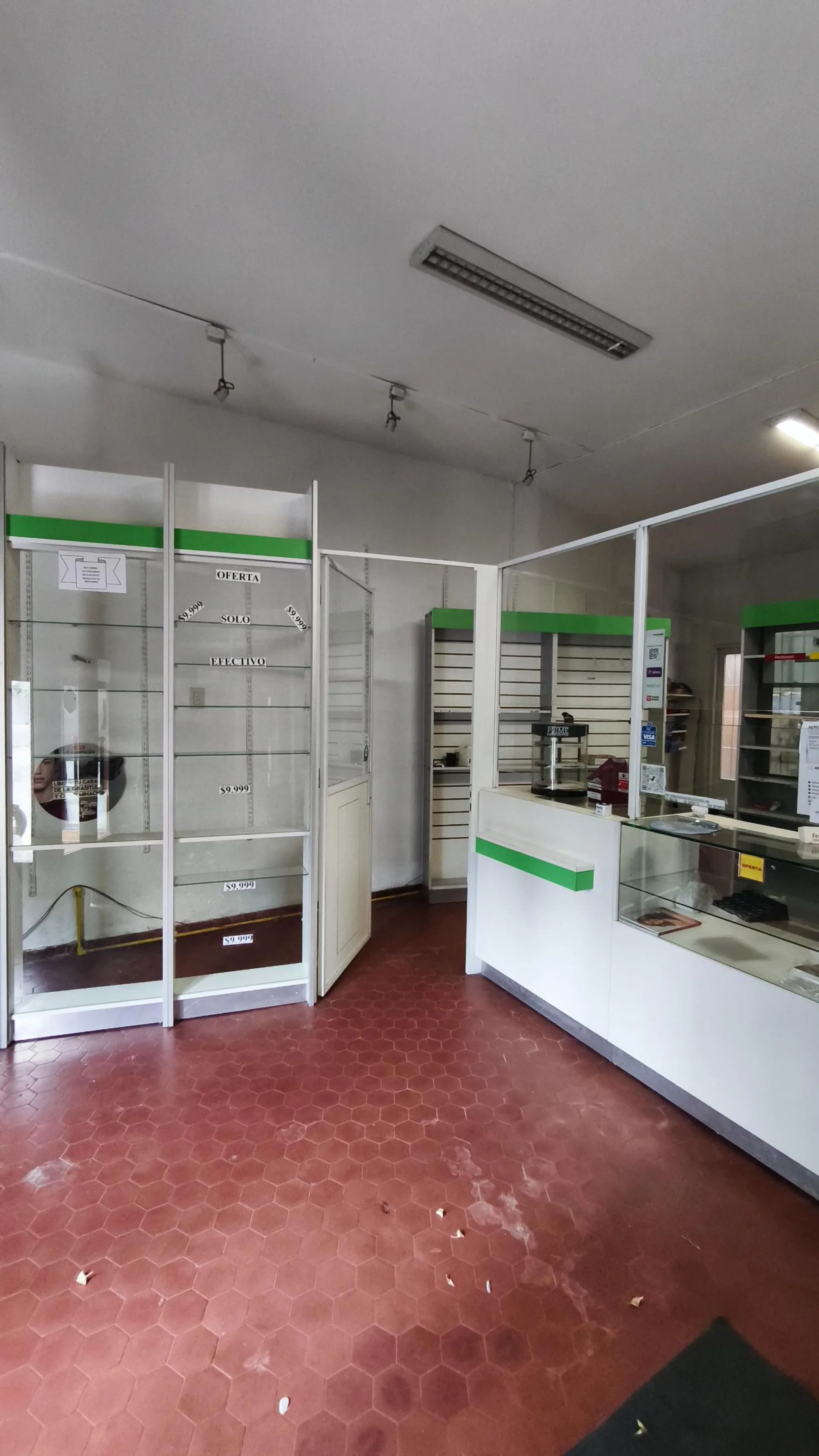 VENTA LOCAL comercial en San Telmo a reciclar foto 4