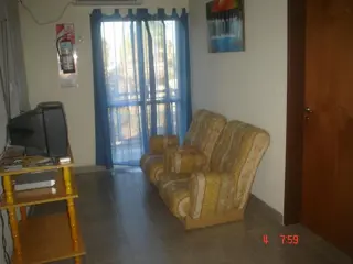 EXCELENTE DUPLEX DE 3 AMBIENTES EN GRAN ZONA TURÍSTICA EN COLÓN ENTRE RÍOS foto 3