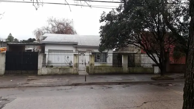 AMPLIA CASA EN MONTE GRANDE CENTRO