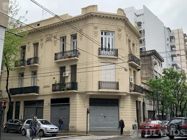 Local en Balvanera VENTA CON RENTA