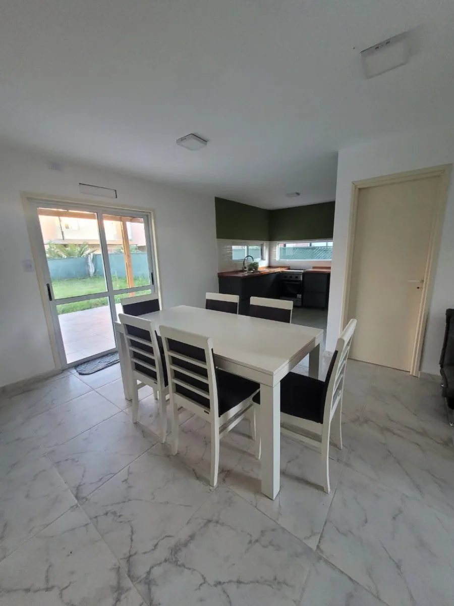 Casa en venta, Barrio Laguna Azul - Spegazzini Ezeiza (3 ambientes y escritorio) foto 2
