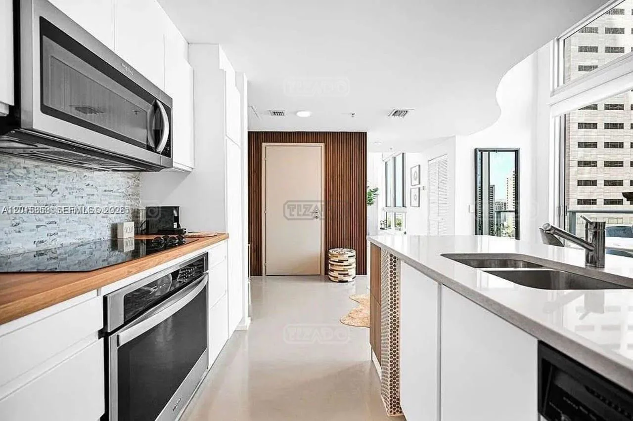 300 S Biscayne Blvd # L-1232 300 foto 3