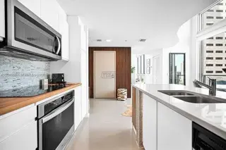 300 S Biscayne Blvd # L-1232 300 foto 3