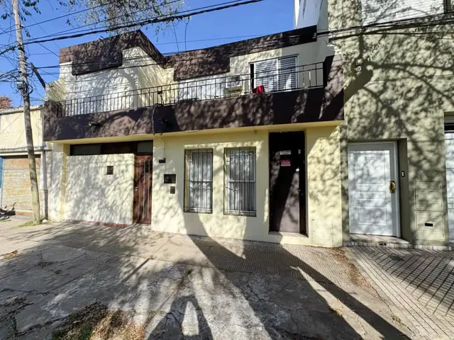 Casa a Demoler en Venta – Barrio Jorge Cura, Rosario